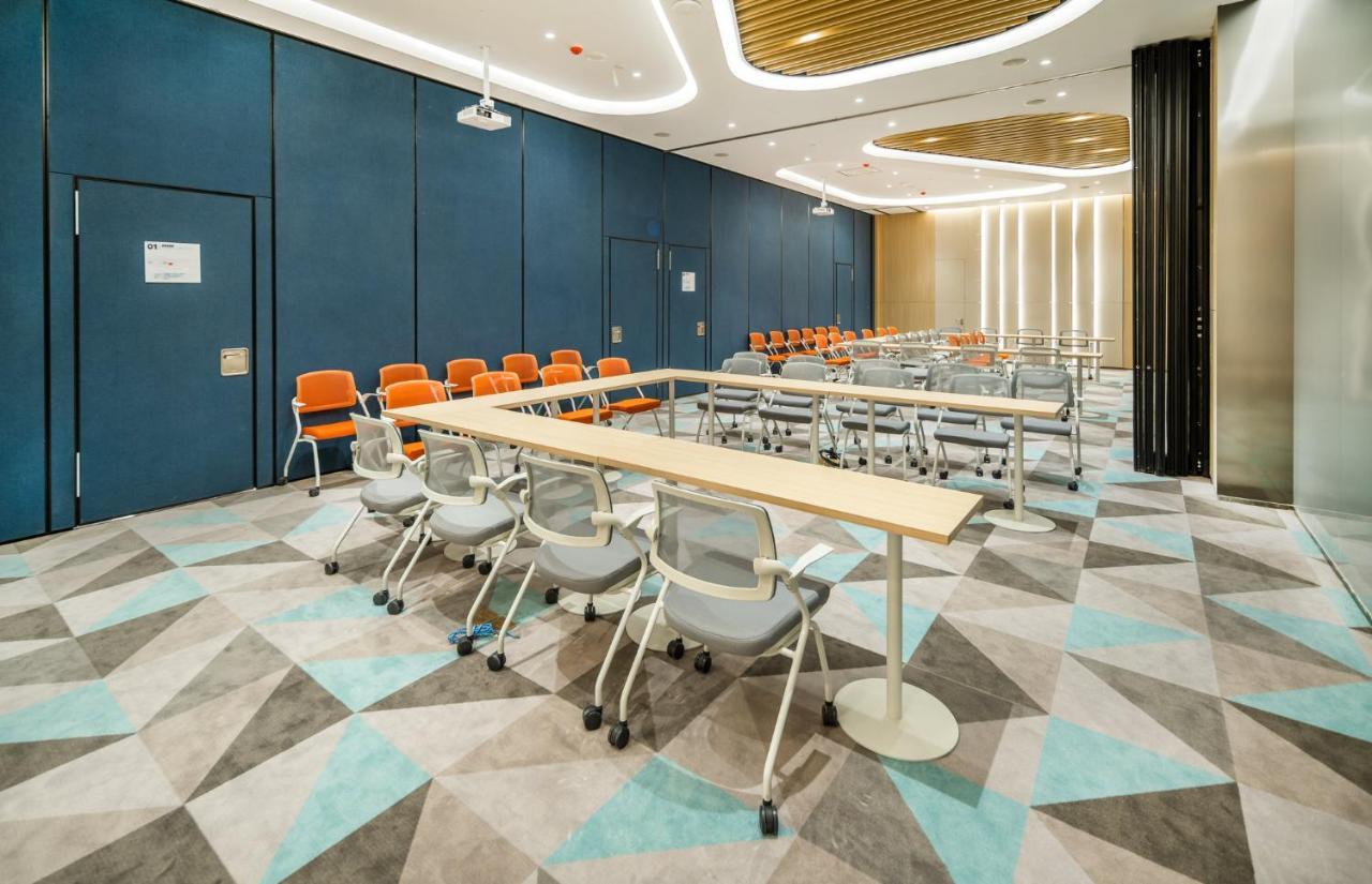 Holiday Inn Express Shanghai Pudong Zhangjiang By Ihg Exteriör bild